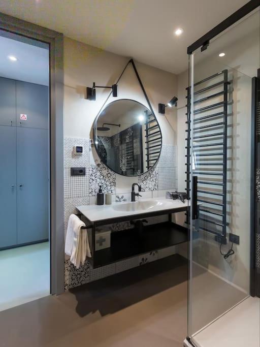Ferienwohnung Loft De24 By Irundo Rovinj Exterior foto